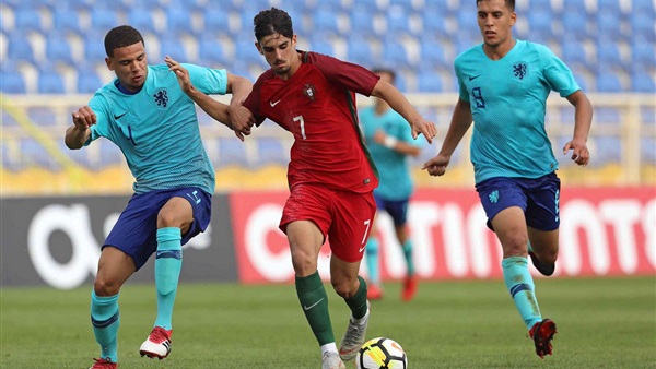 البرتغال