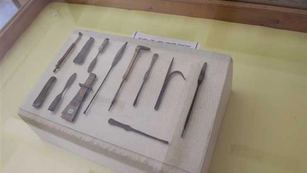 معرض لأدوات الطب