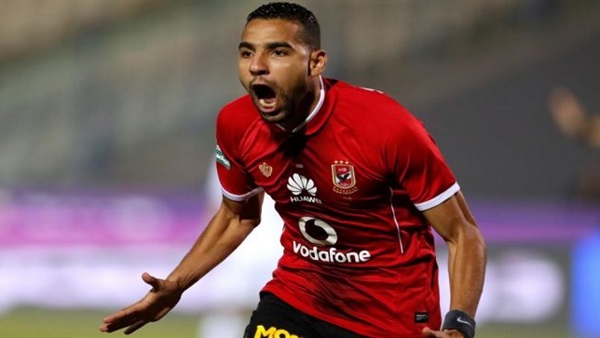 مؤمن زكريا لاعب الأهلي