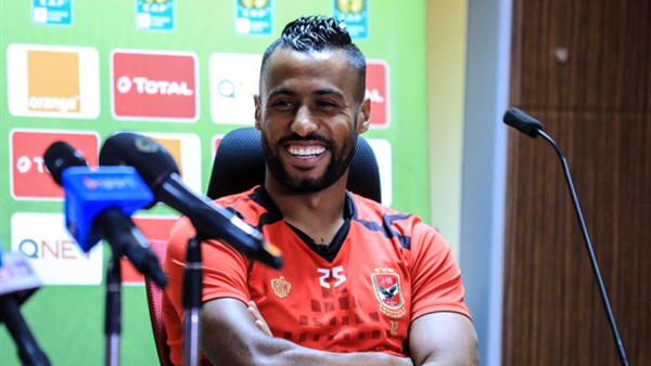 حسام عاشور لاعب الأهلي
