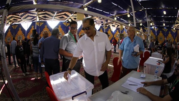 علاء ميهوب رئيس اللجنة