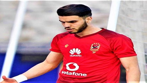 وليد أزارو لاعب الأهلي