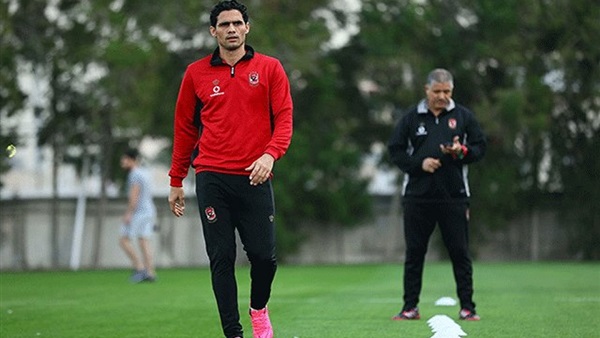 محمد نجيب لاعب الأهلي