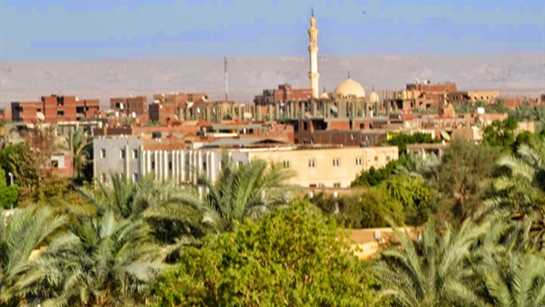 مركز ومدينة بلاط