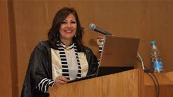 أول مصرية تفوز برئاسة