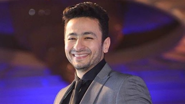 الفنان حمادة هلال