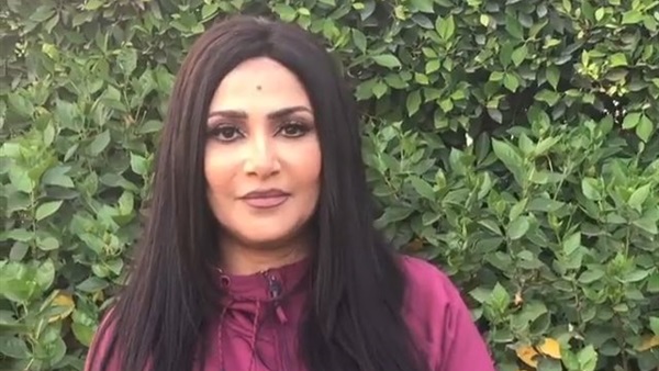الفنانة بدرية طلبة