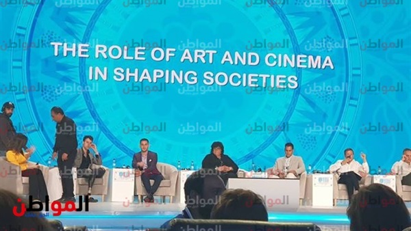 فنانة ليبية كندية