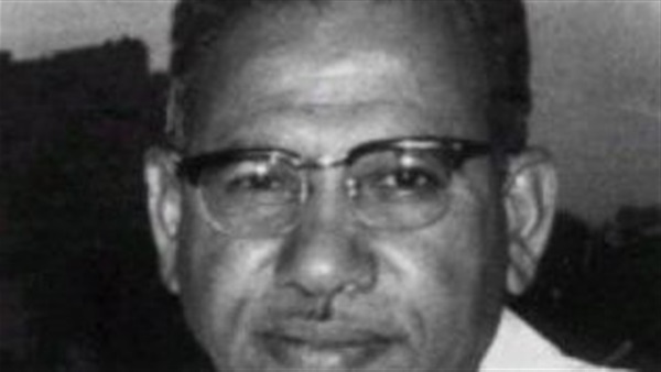 على احمد باكثير