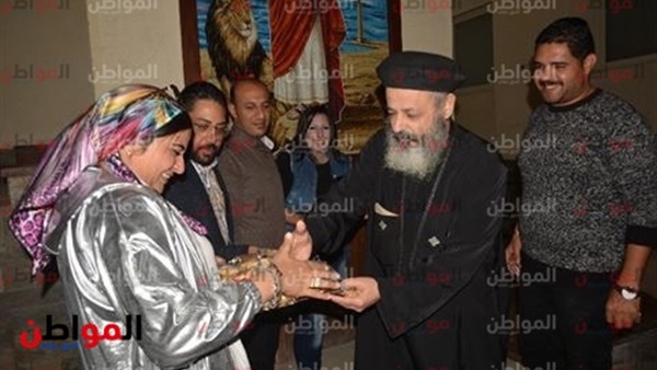 اسعد غيرك