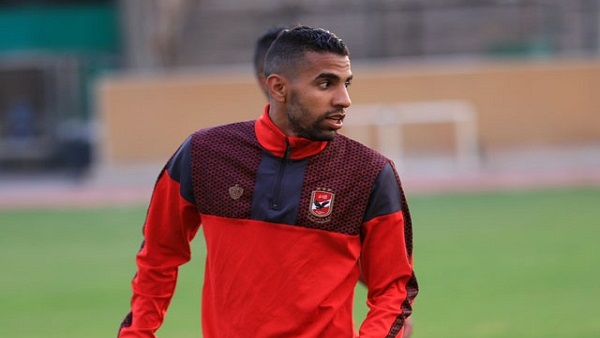 مؤمن زكريا لاعب الأهلي