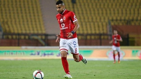 مؤمن زكريا لاعب الأهلي