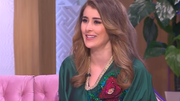 عائشة بن أحمد تتألق