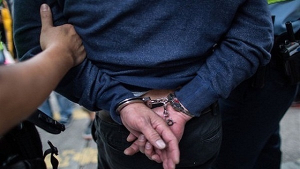 حبس عاطل انتحل صفة