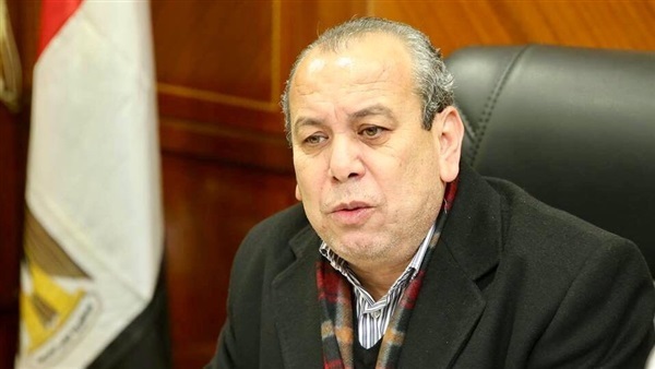الدكتور إسماعيل عبد