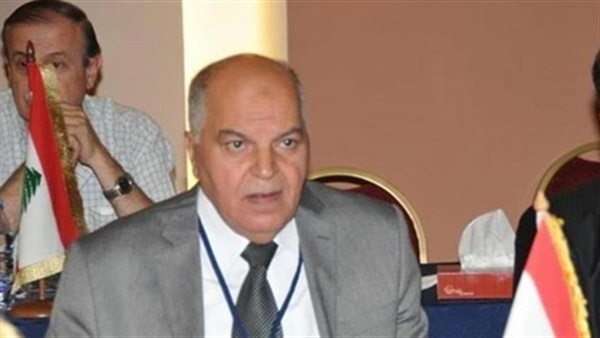خلف الزناتى