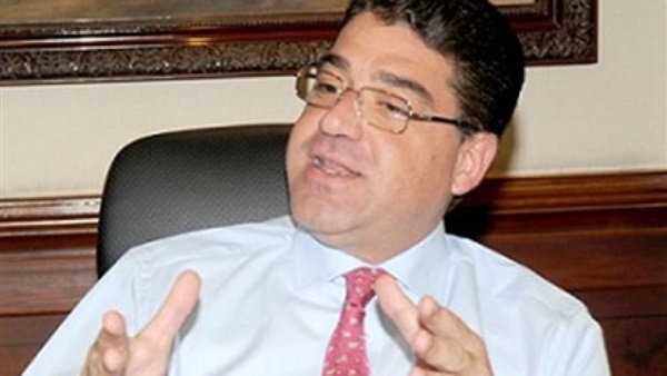 أكرم تيناوي، عضو