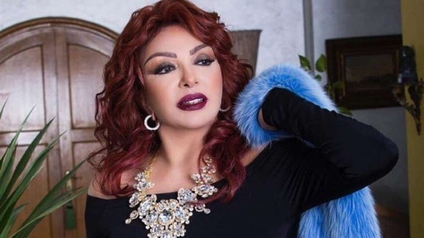 الفنانة نبيلة عبيد