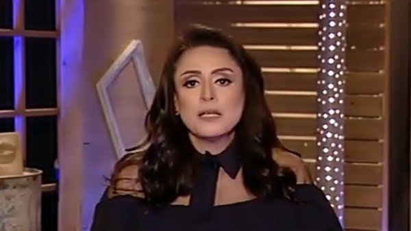 الإعلامية منى العراقي