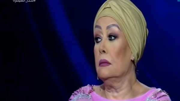 الفنانة هالة فاخر