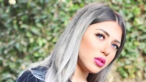 الفنانة سارة سلامة