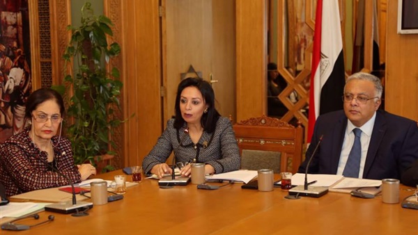 السفيرة نائلة جبر
