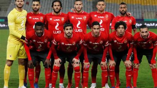 لاعبو الأهلي