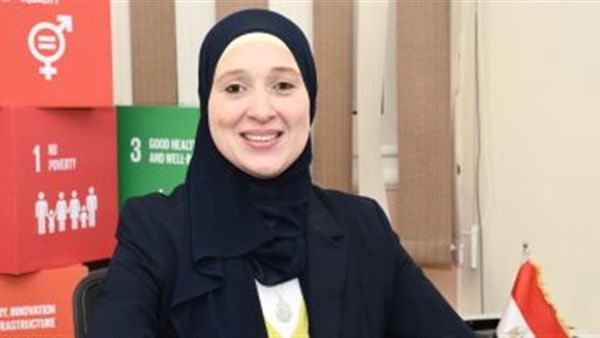 دكتور منى عاصم