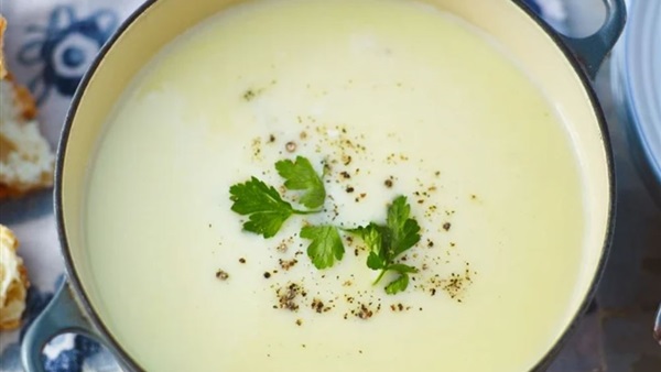شوربة البطاطس بالكريمة