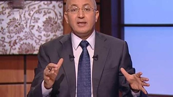 الإعلامي سيد على