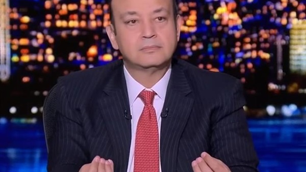 الإعلامي عمرو أديب