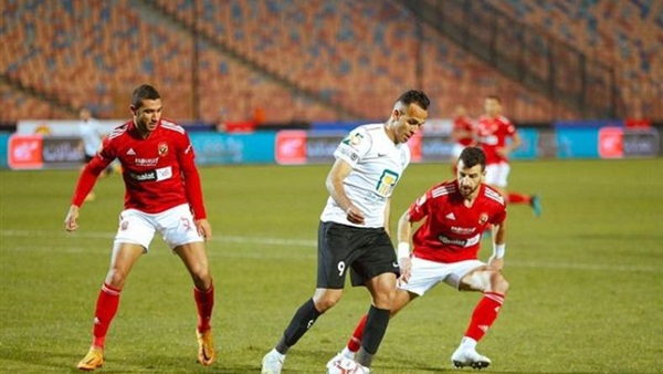 ناصر منسي لاعب الزمالك