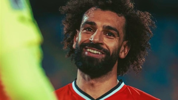 محمد صلاح قائد منتخب