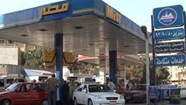 ضخ 10 ألاف طن مواد