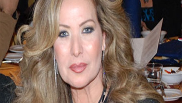 الفنانة القديرة رغدة