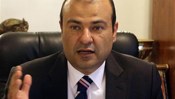 وزير التموين المستقيل،