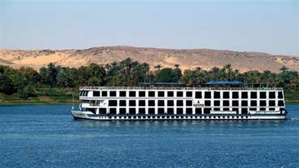 الفنادق العائمة الأقصر