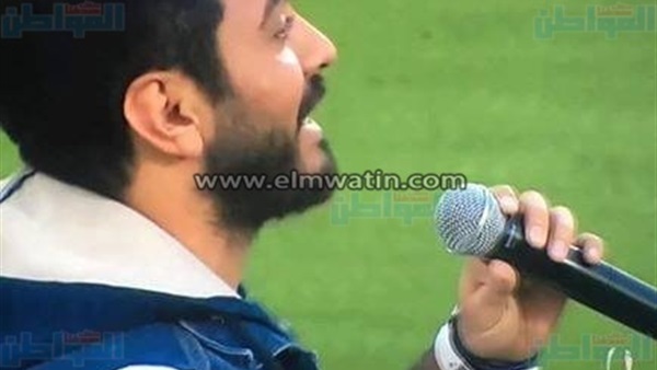 تامر حسني بإستاد