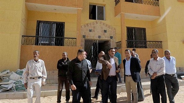 عمارات سكنية بالقرنة