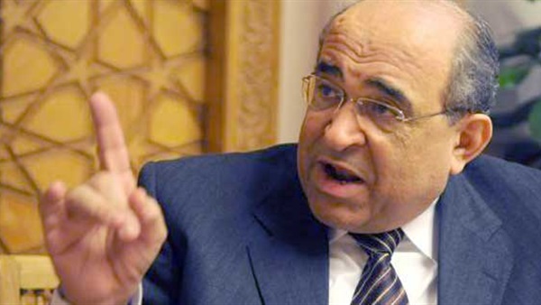 مصطفى الفقي