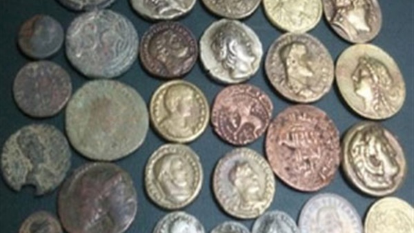 قطع معدنية أثرية