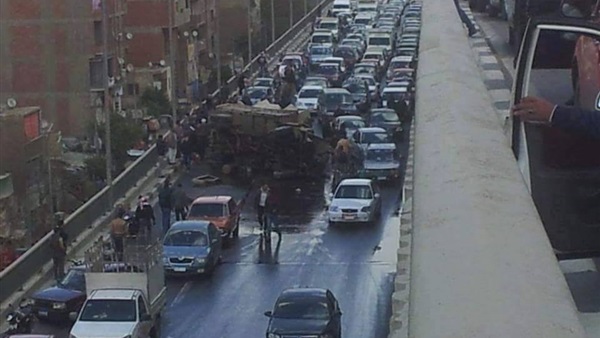 شلل مروري أعلى محور