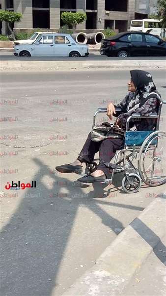 إمرأة عجوزة